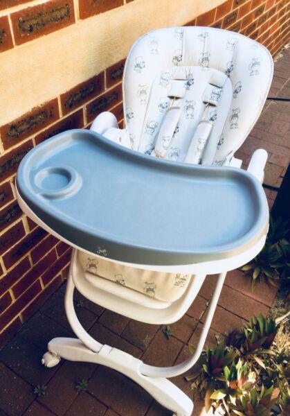 Love N Care High Chair White/Grey