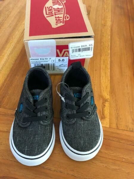 Brand new kids vans shoes - size 21