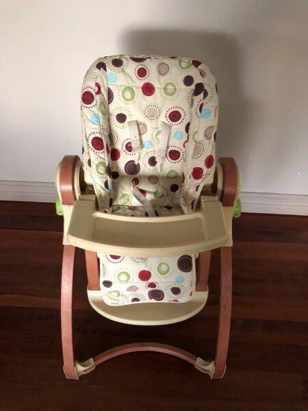Fisher Price Studio Brentwood High Chair with Recline & Height Adjust