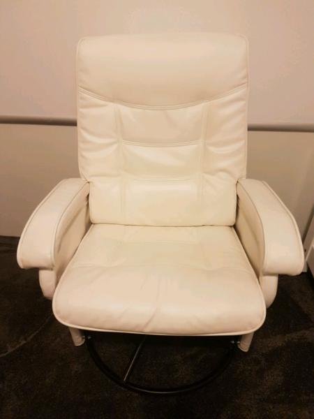 Love & Care Deluxe Glider Chair