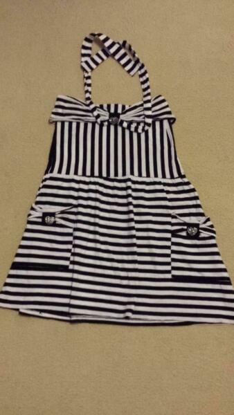 Striped marina dress. 100% Cotton. 10Yrs. Made in Europe
