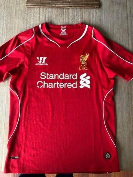 Liverpool soccer jersey Youth large