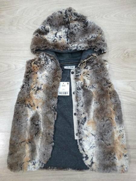 Next Direct Girls Fluffy Faux Fur Hooded Gilet Age 4-5 Size 5 NEW