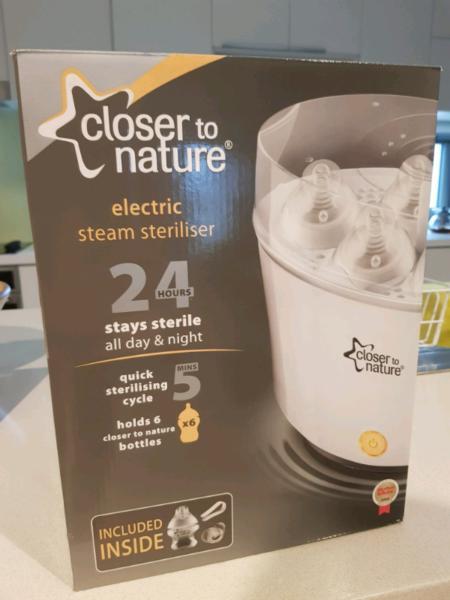Closer to nature Electeic steam steriliser, By Tommee tippee