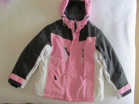 Girls Size 10 Hinterland Ski Jacket. Very Good Condition