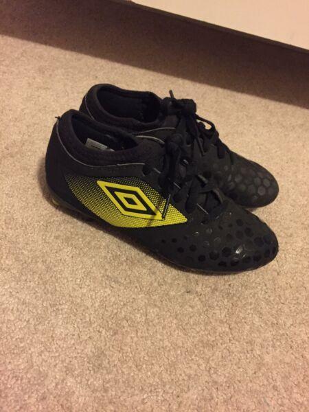 Footy boots size 13.5