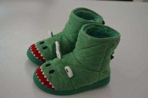 Kids Winter Crocodile Boots Size 8