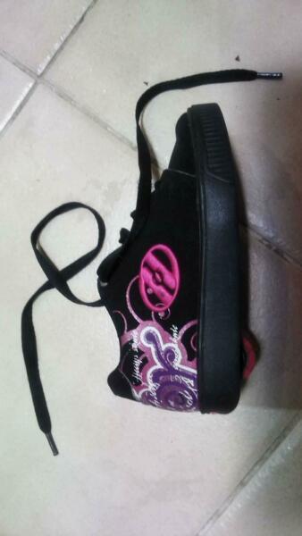 Genuine Heelys Shoes with wheels included Size 1 US or 13UK