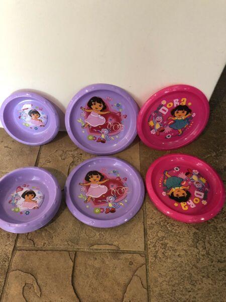 Dora The Explorer Plastic Party Plates