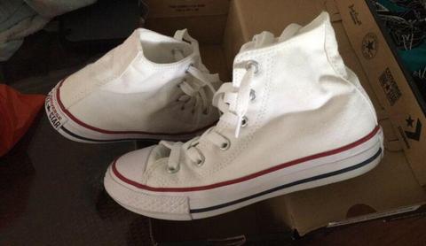 Converse - size 1 - worn once